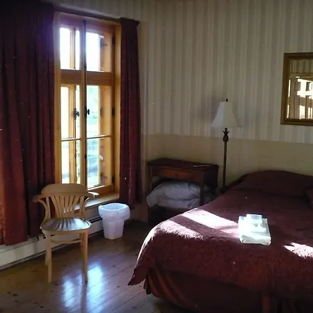 Auberge L'Intendant-2